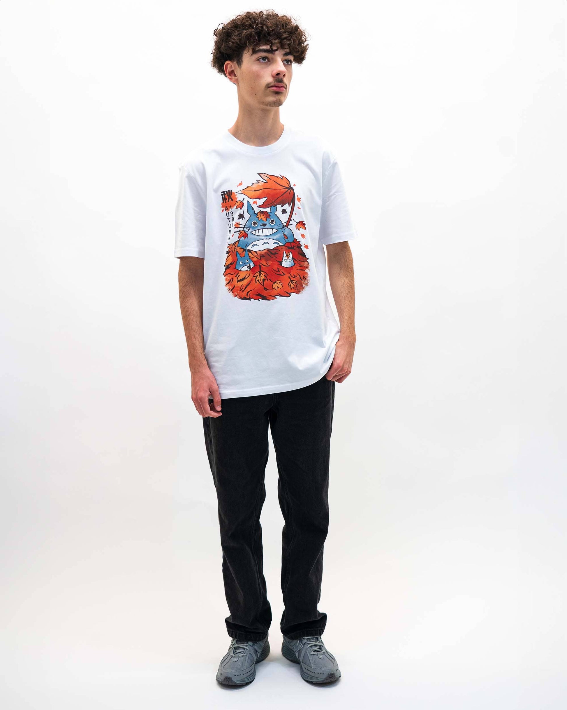 T-shirt unisex Totoro autunnale in cotone biologico
