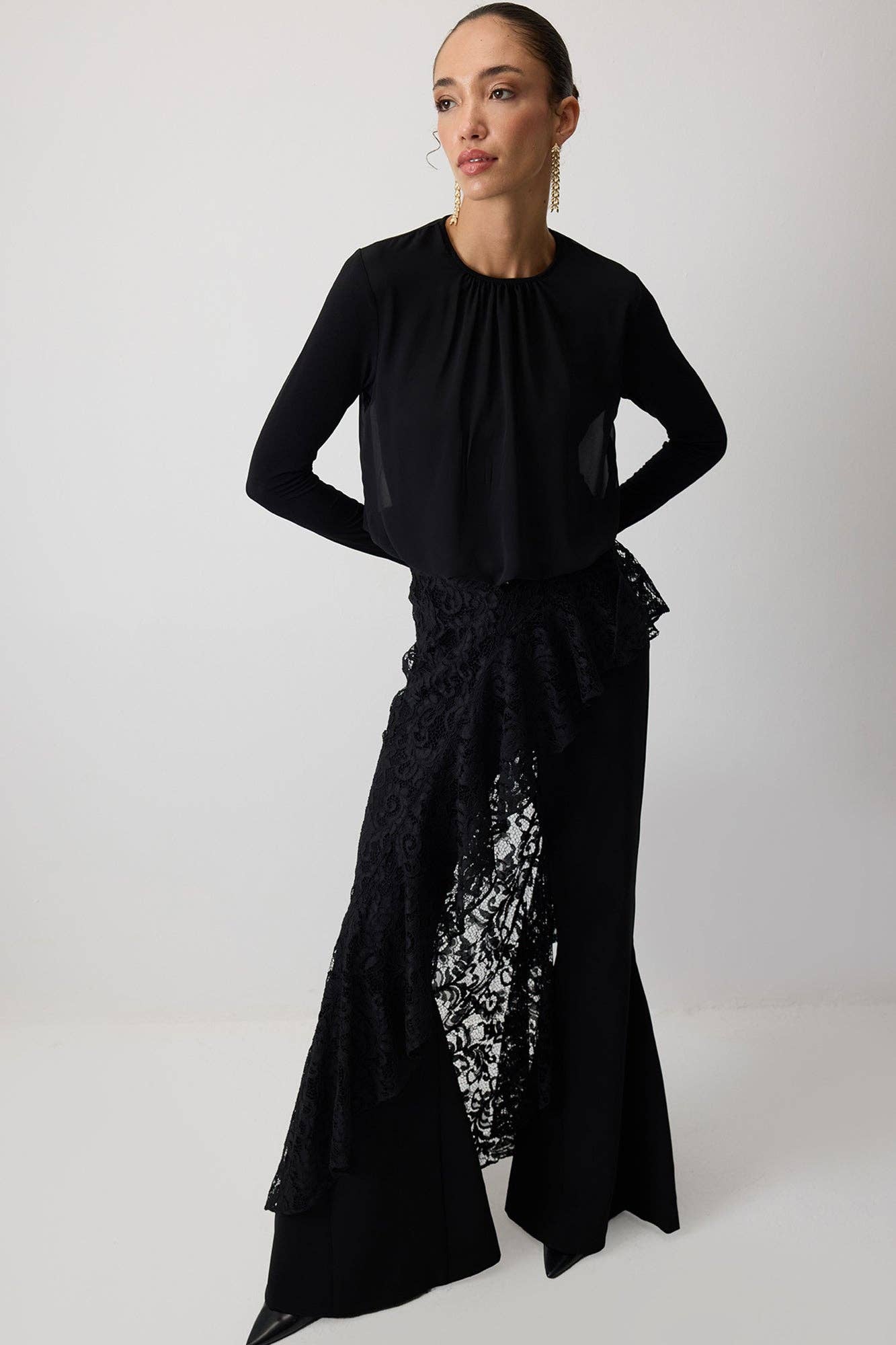 Body in chiffon arricciato con bottoni a pressione