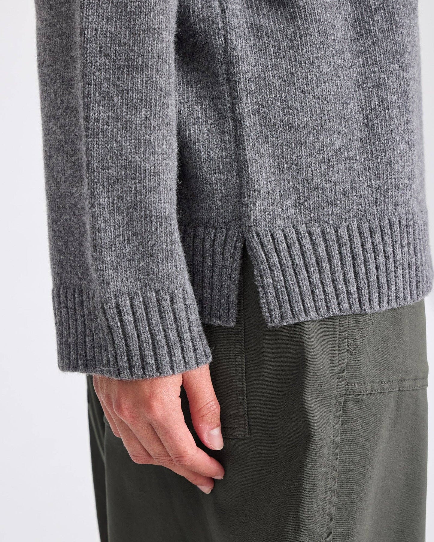 Maglione Emely in lana d’agnello biologica GOTS grigio mélange