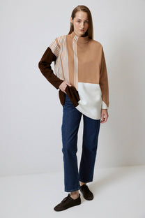 Tunica in maglia color block con collo alto
