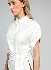 Camicia Kayba bianco sporco con nodo in vita