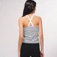 Top a righe con spalline incrociate