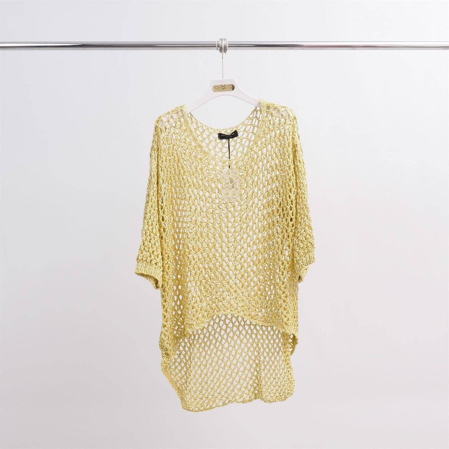 Maglione traforato all’uncinetto effetto lucido