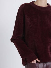 Maglione girocollo effetto peluche bordeaux