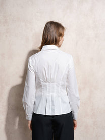 Tunica camicia bianca in cotone con taglio aderente