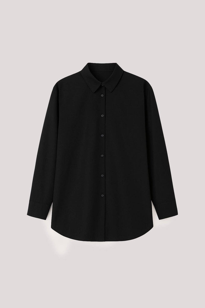 Camicia oversize nera dalla vestibilità comoda