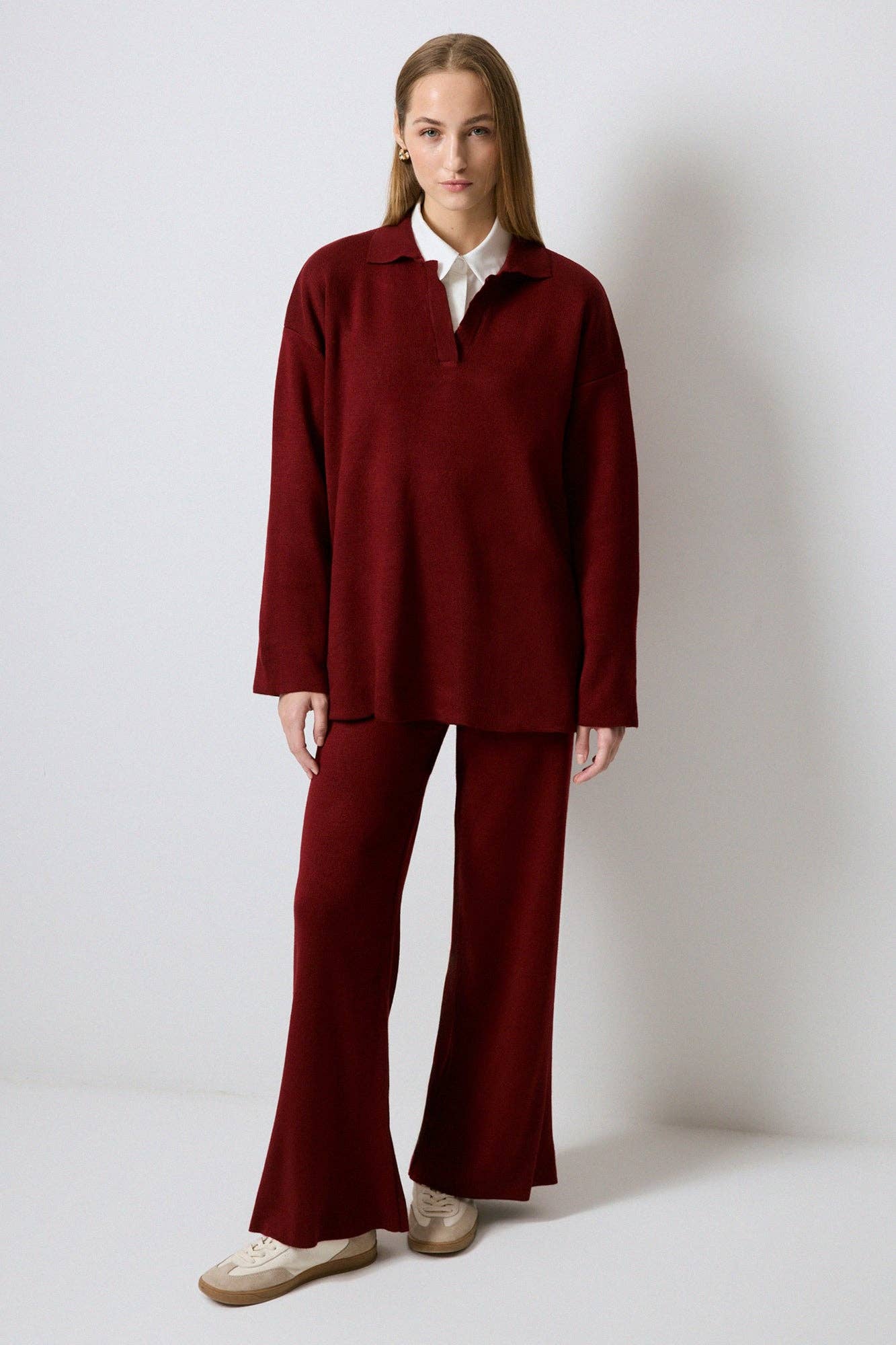 Set tunica e pantaloni in maglia con colletto a coste