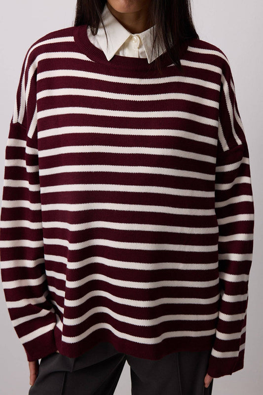 Maglione a righe bordeaux oversize