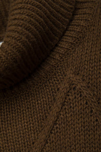 Tunica in Maglia Strutturata con Collo Alto