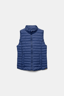 Gilet Trapuntato Essenziale con Collo Alto