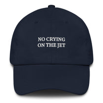 Cappellino da baseball unisex ricamato “No Crying on the Jet”