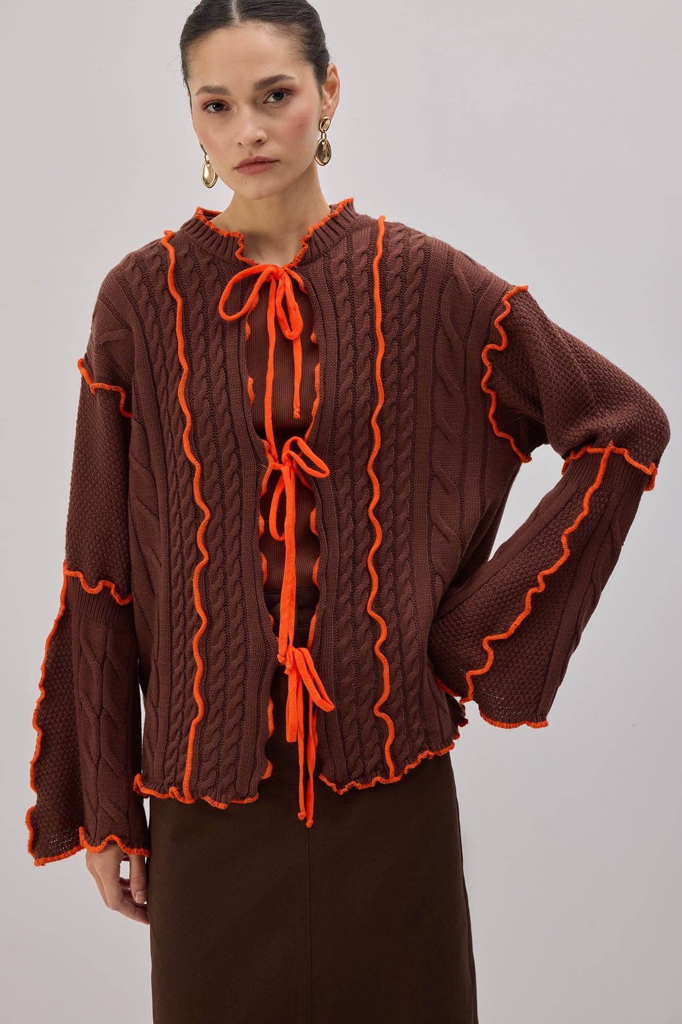 Cardigan in maglia con dettagli a contrasto