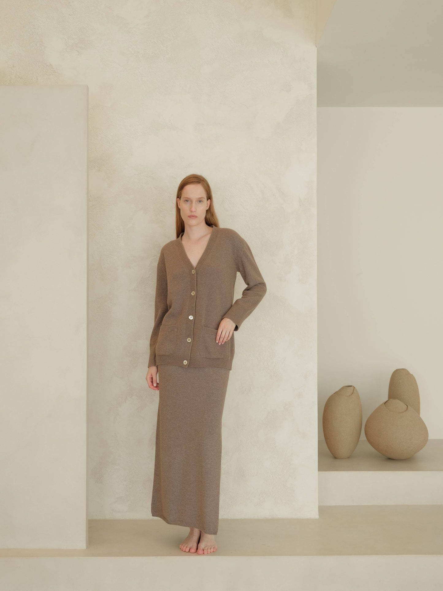 Gonna lunga a vita alta in misto cashmere con spacco laterale in maglia 3D