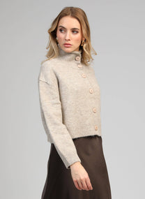 Gilet in maglia color talpa con collo alto e bottoni