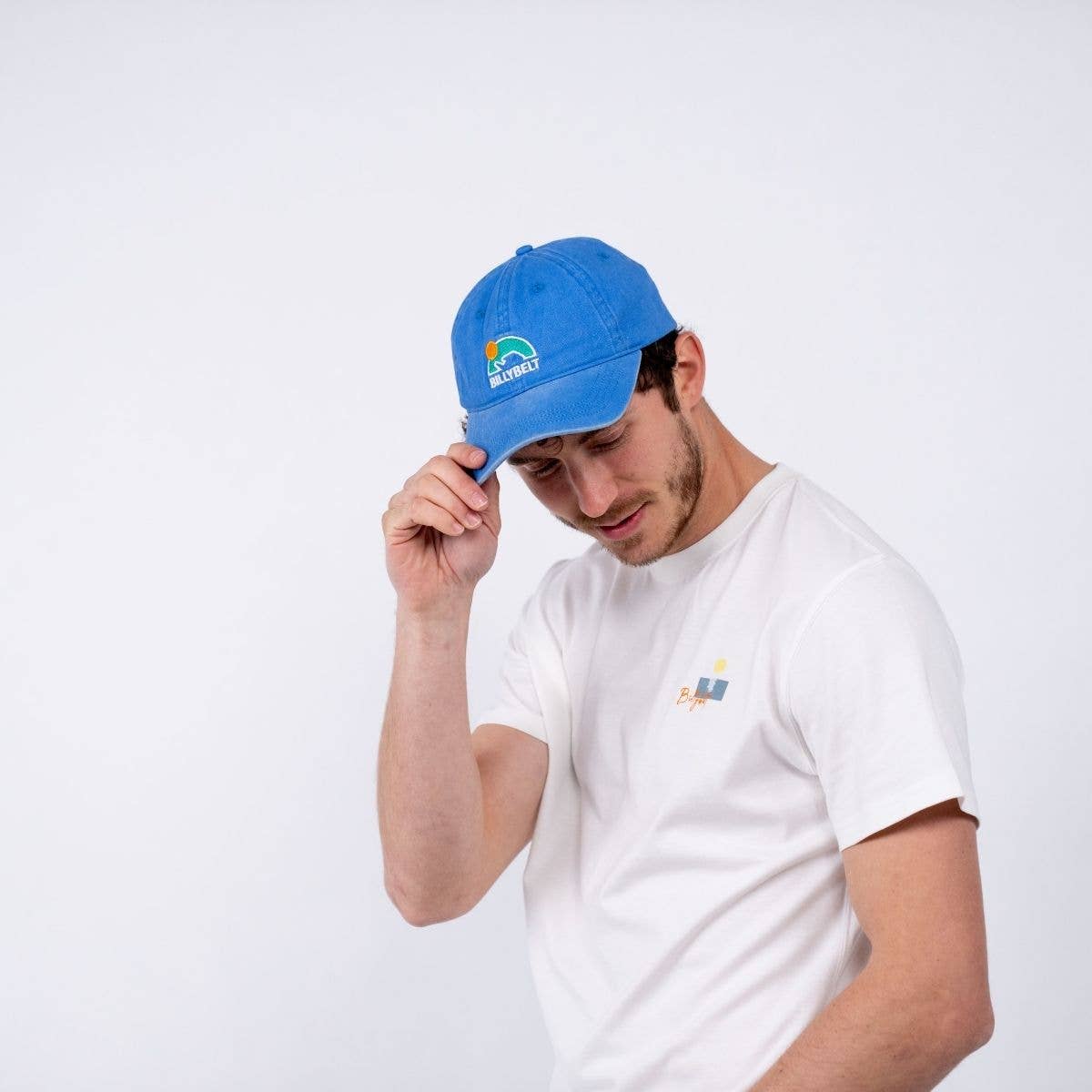 Cappellino in cotone washed azzurro cielo
