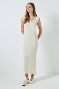 Set in maglia a righe con maxi maglione e abito longuette