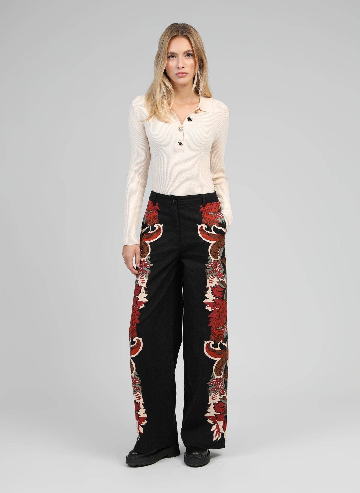 Pantaloni a palazzo a vita alta con stampa romantica