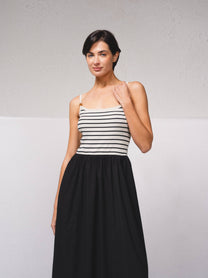 Abito midi con spalline sottili, righe e fiocco