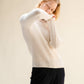 Maglione a costine con collo a lupetto in misto cashmere