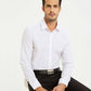 Camicia bianca slim fit con collo francese