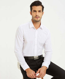 Camicia bianca slim fit con collo francese