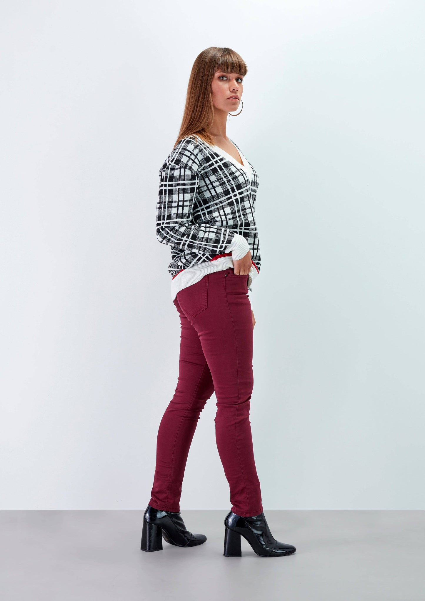 Pantaloni basic in twill elasticizzato