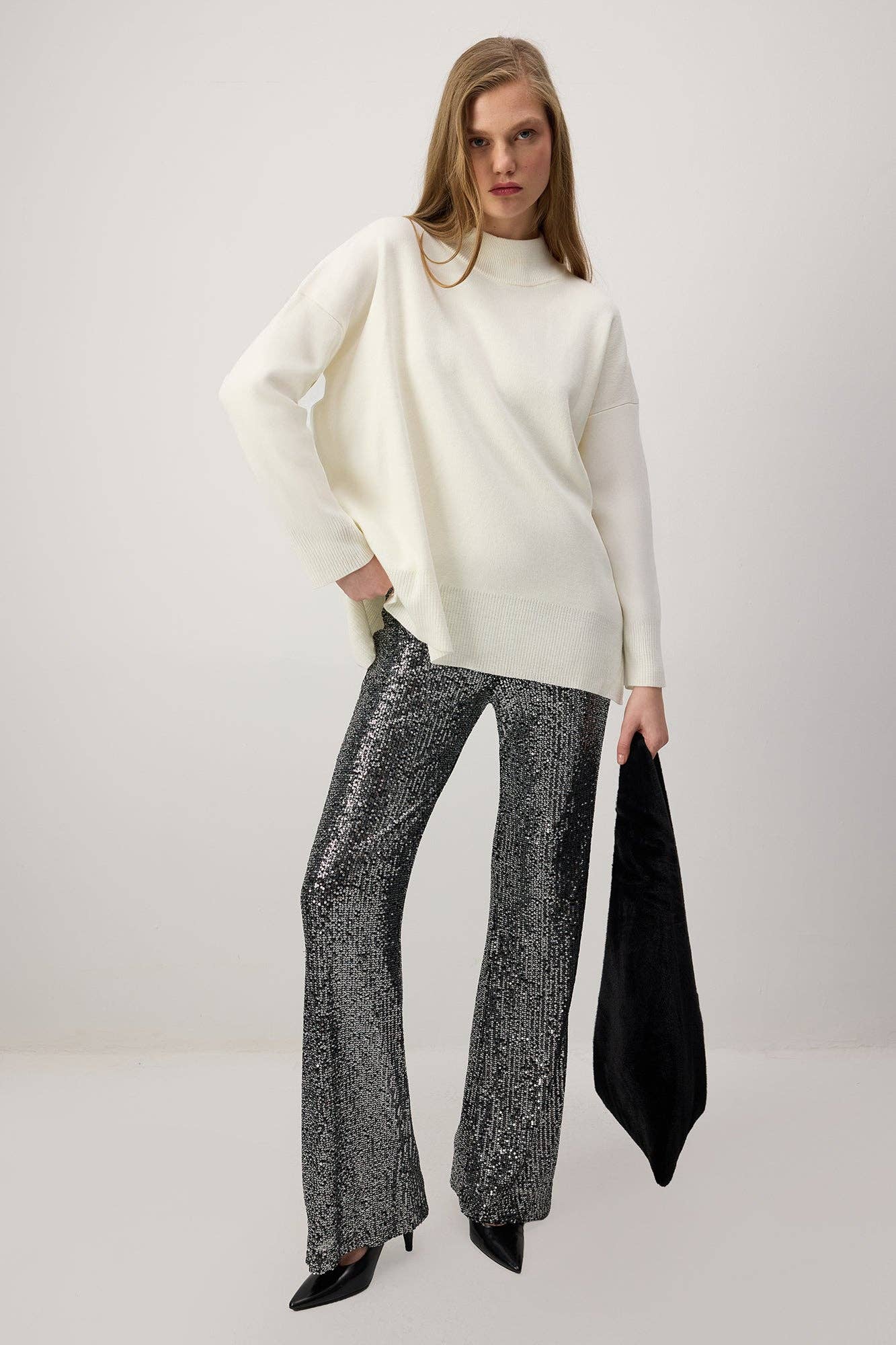 Pantaloni a gamba larga con paillettes