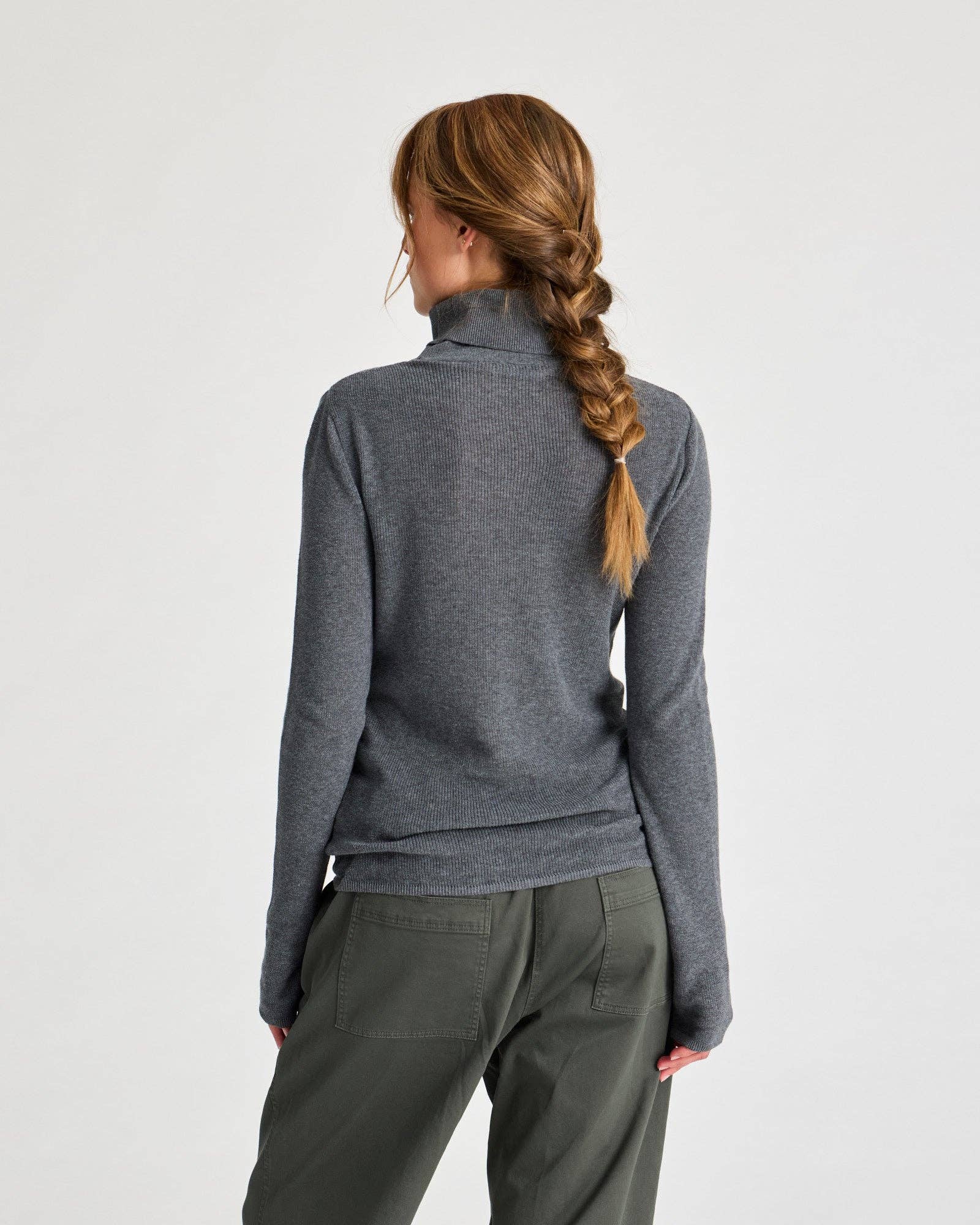 Maglia dolcevita in cotone biologico grigio scuro mélange