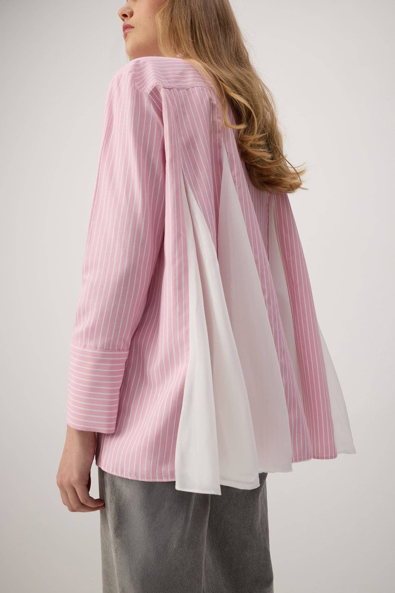 Camicia Oversize a Righe con Dettagli in Chiffon