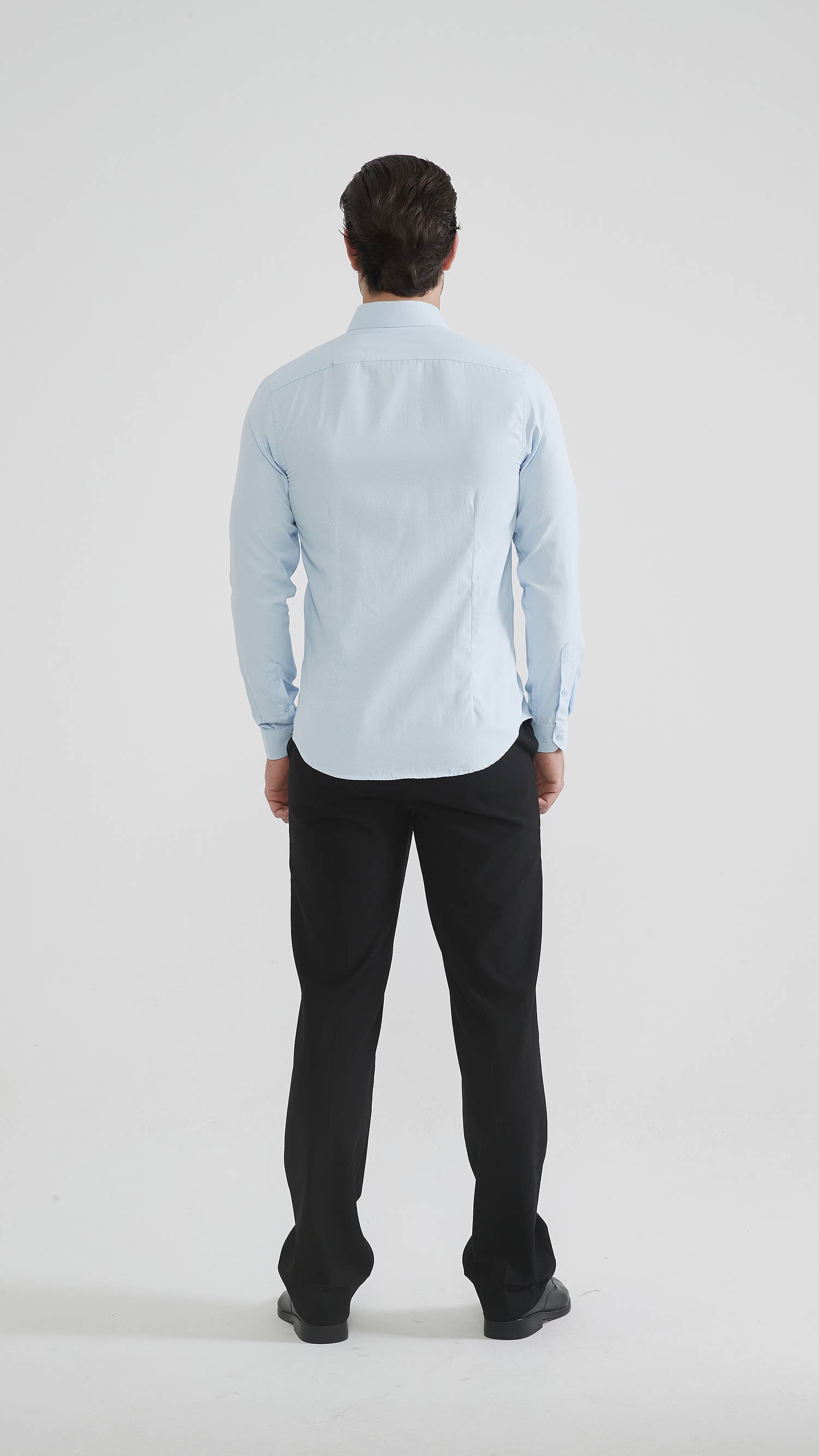 Camicia slim a righe tono su tono color cielo