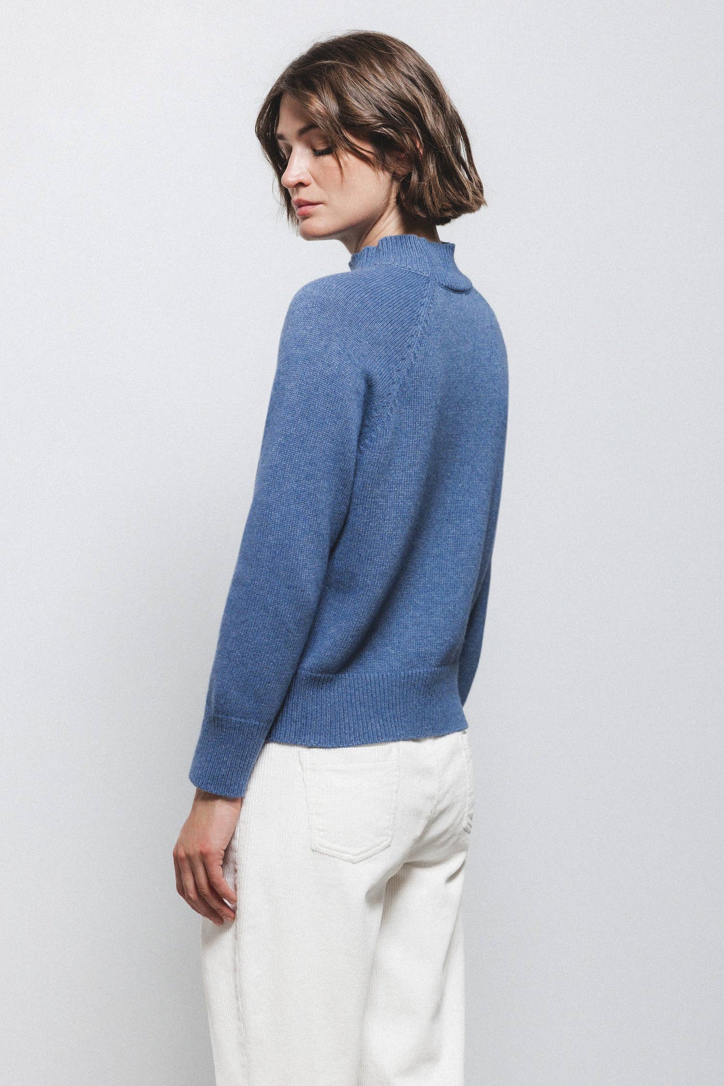 Maglione in Maglia Rasata con Collo Alto