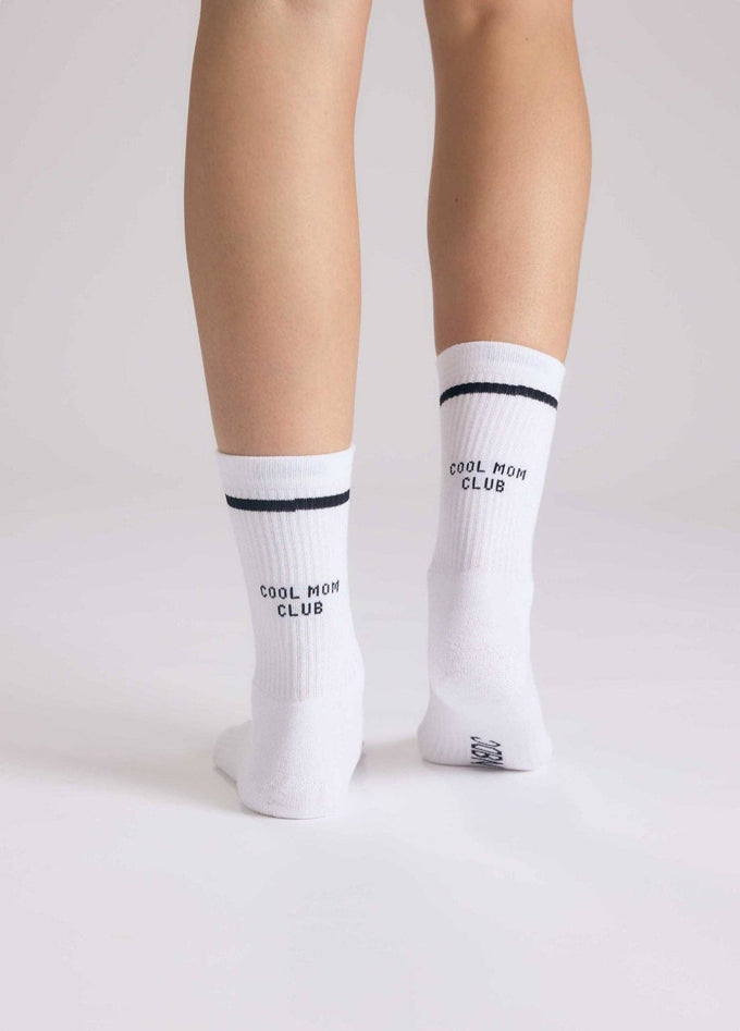 Calzini Cool Mom Club con lettering e righe retrò