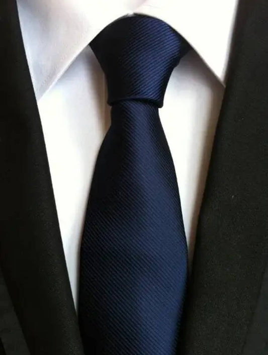 Cravatta in satin blu navy