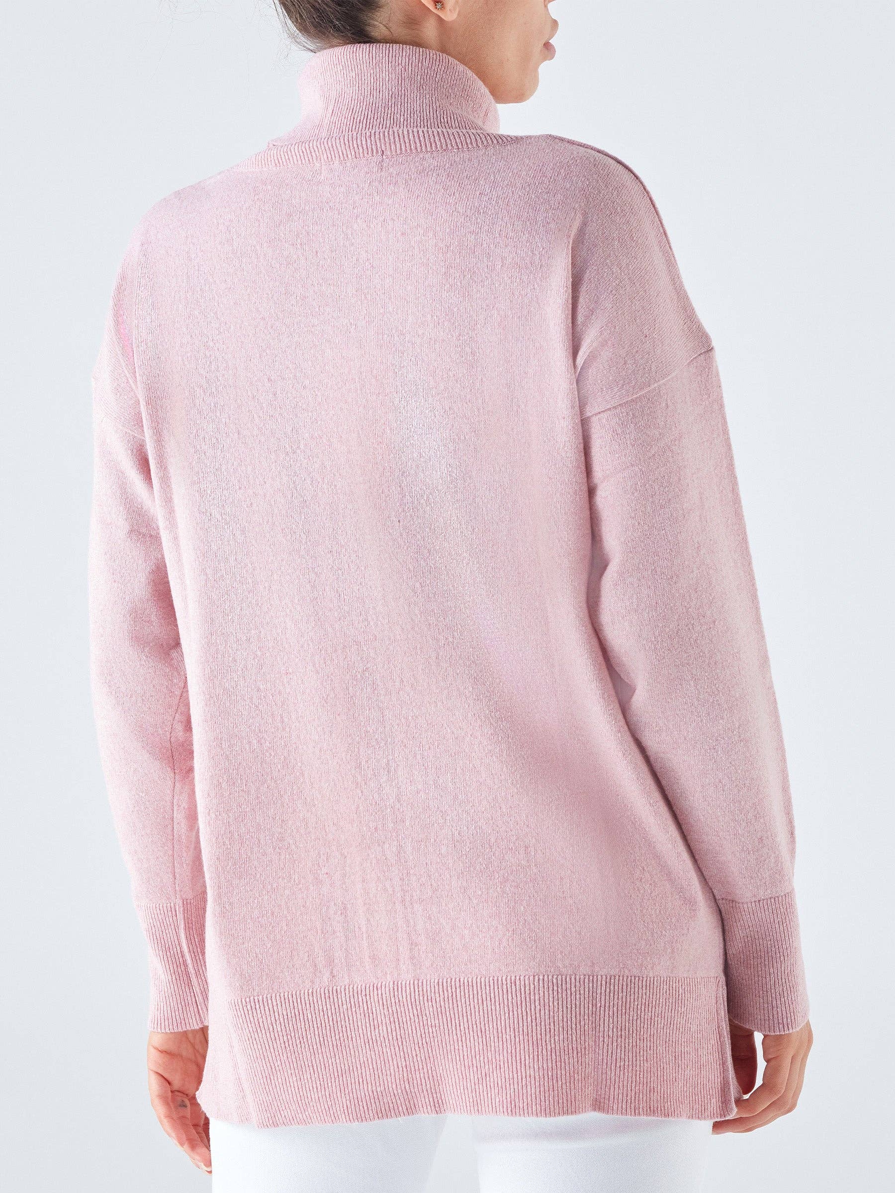 Maglione dolcevita con righe laterali
