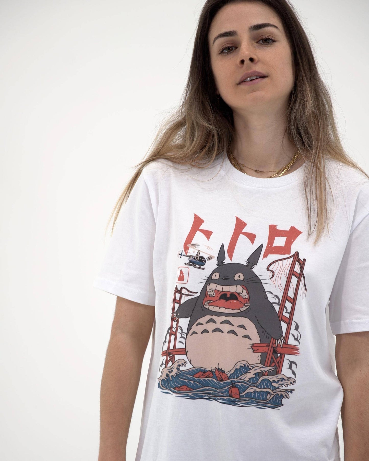 T-shirt Totoro Attack in cotone biologico