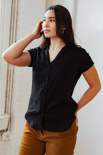 Camicia Innes nera a maniche corte