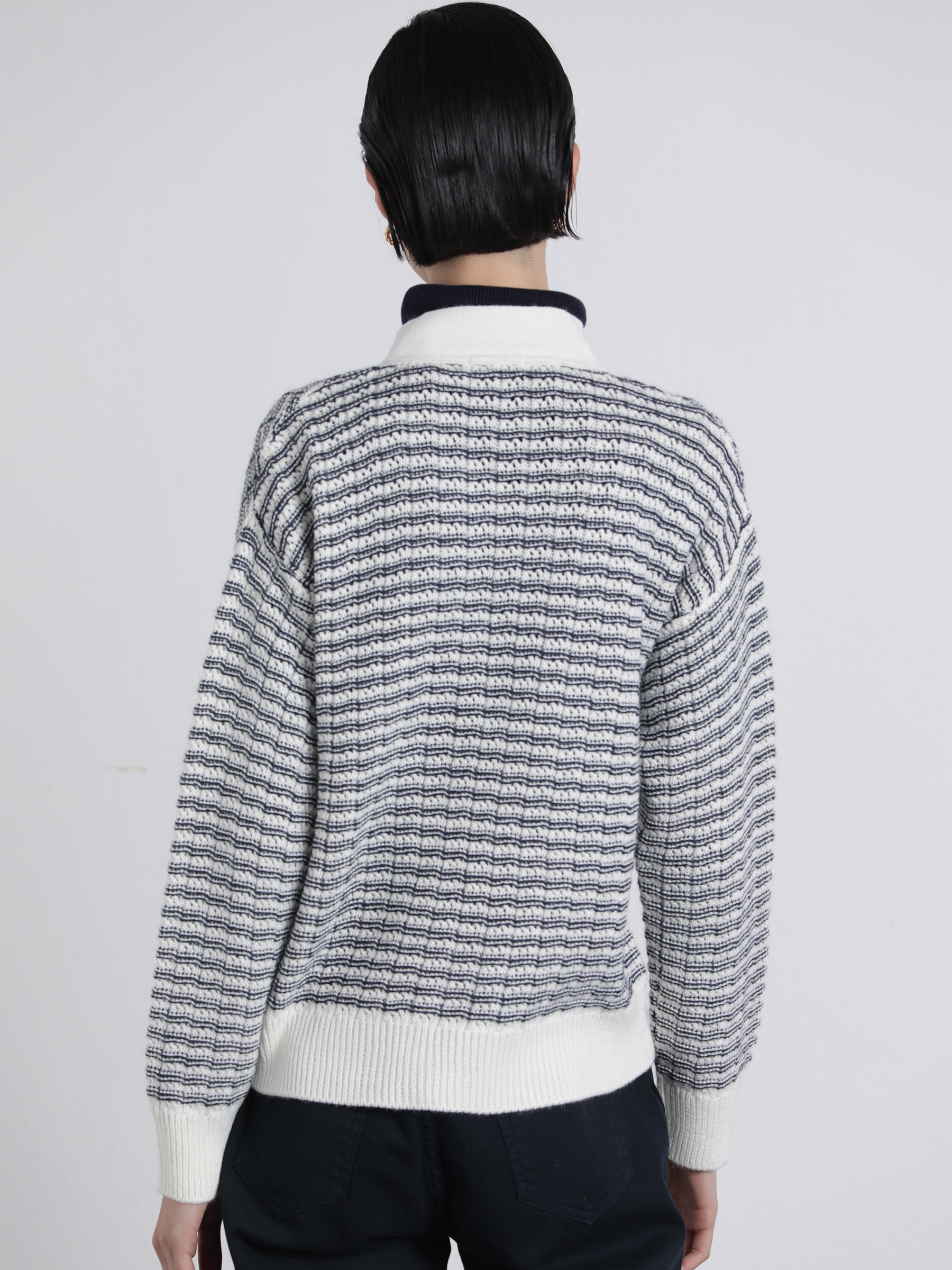 Cardigan in maglia bicolore a righe con bottoni