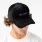Cappellino in velluto nero con logo ricamato