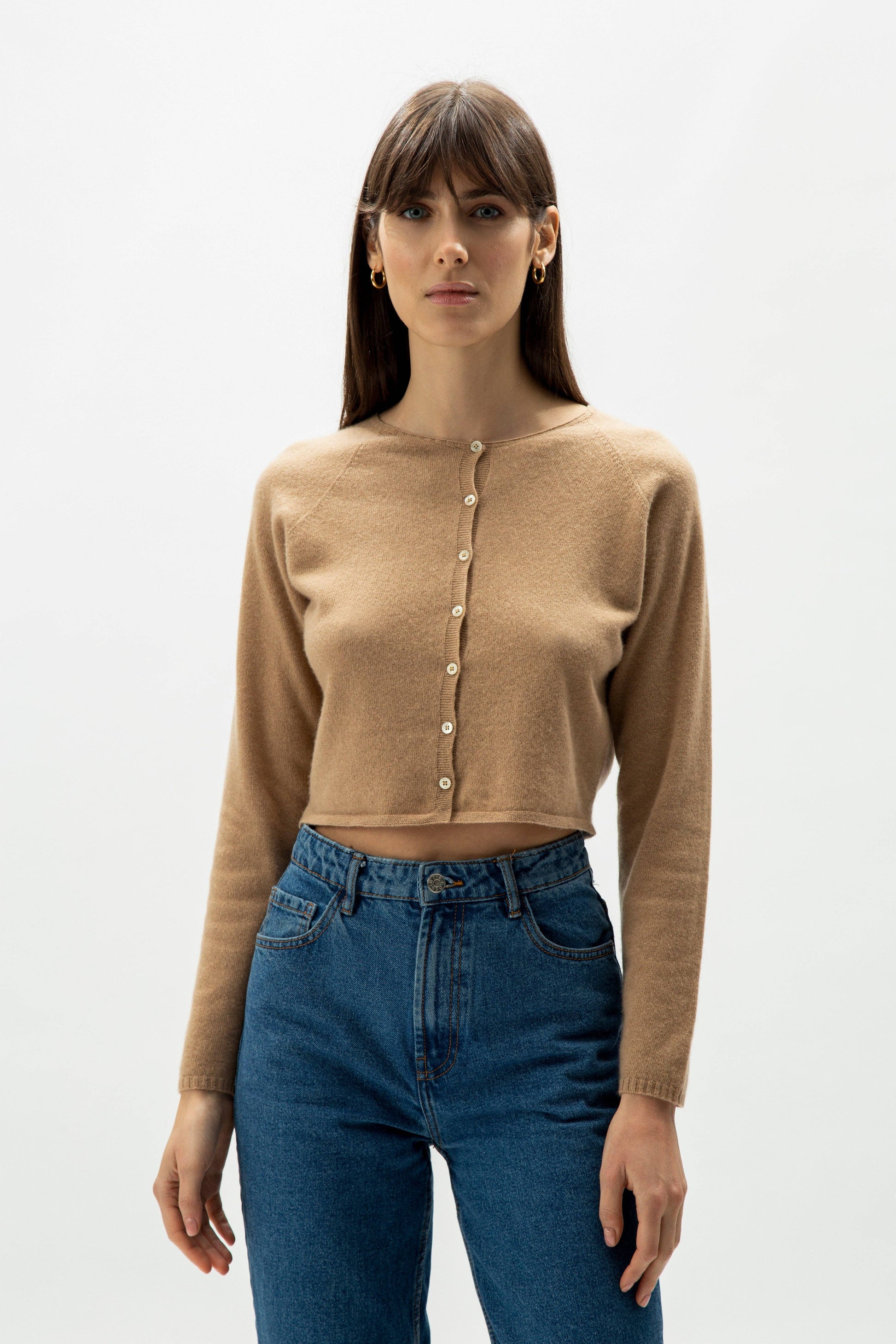 Cardigan corto in misto cashmere con lavorazione 3D