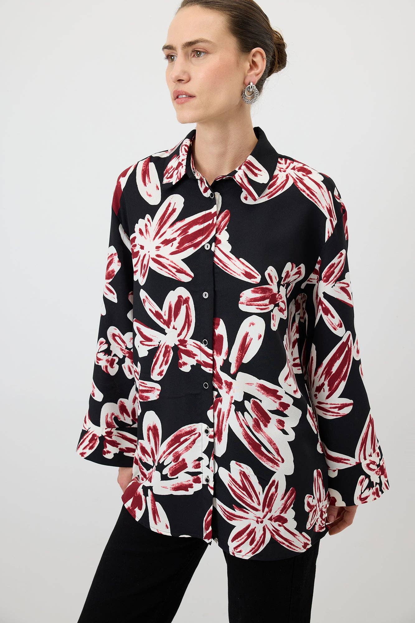 Camicia stampata con polsini ampi