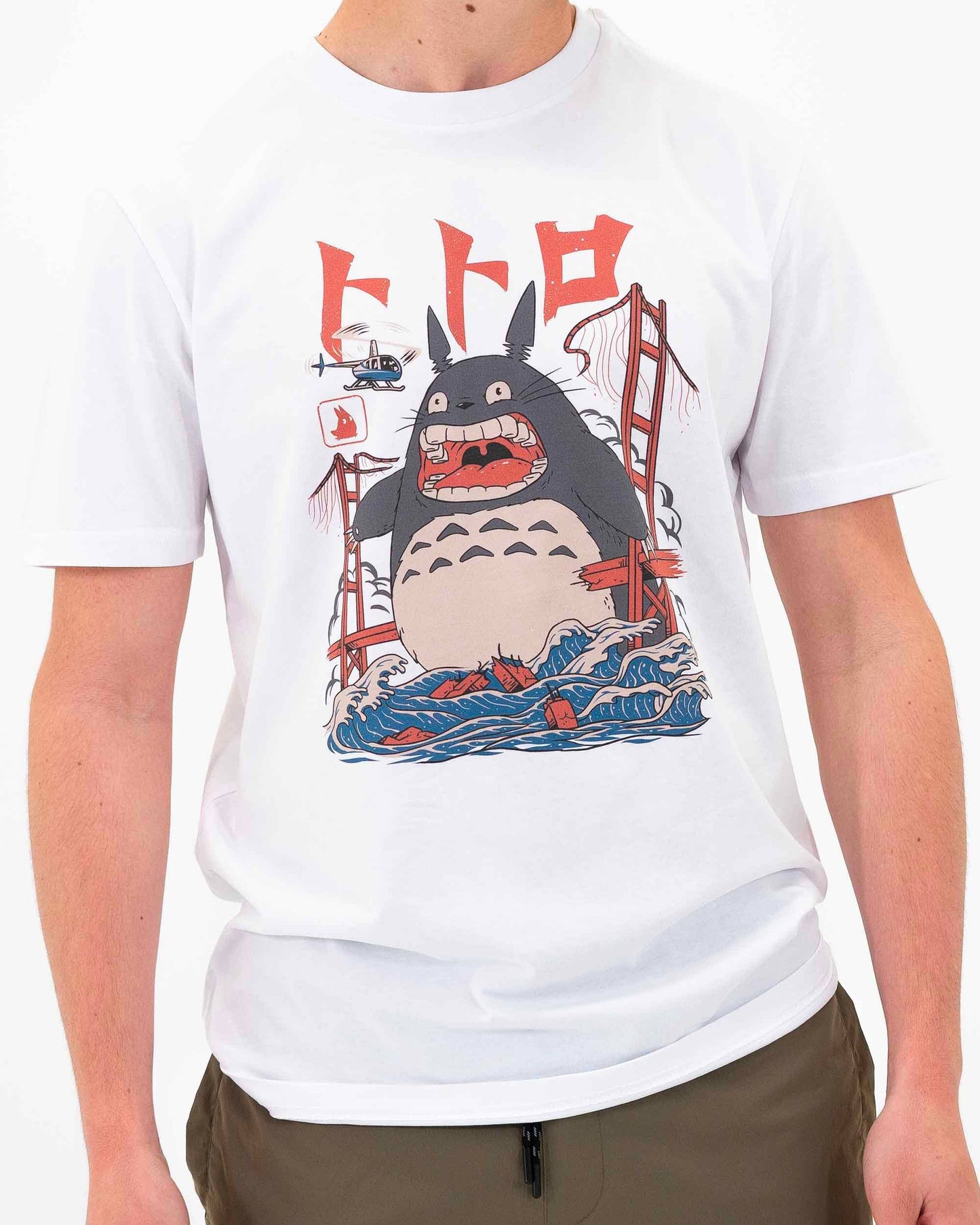 T-shirt Totoro Attack in cotone biologico