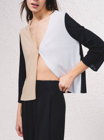 Giacca in maglia color block con scollo a V