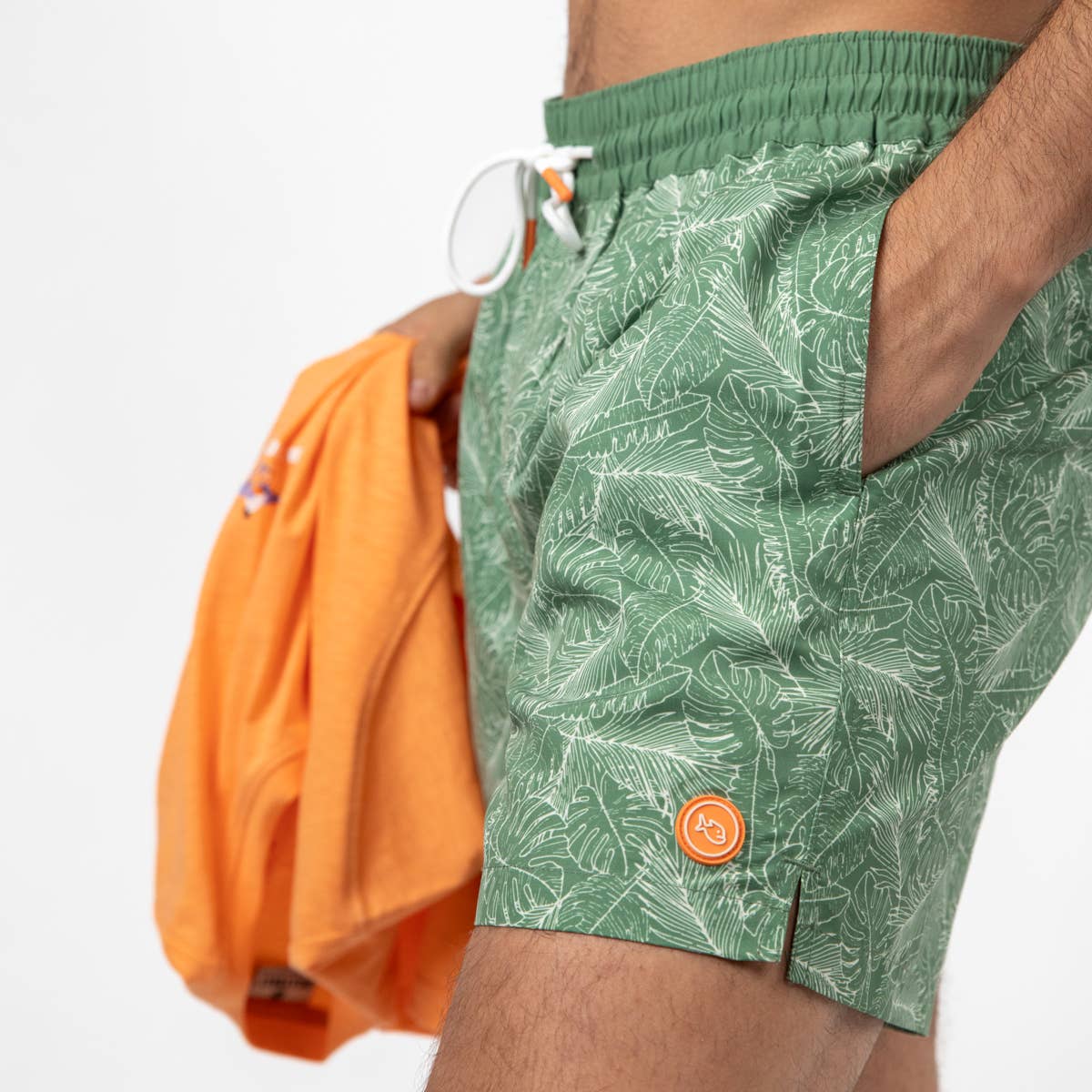 Costume da bagno in poliestere riciclato con stampa foglie
