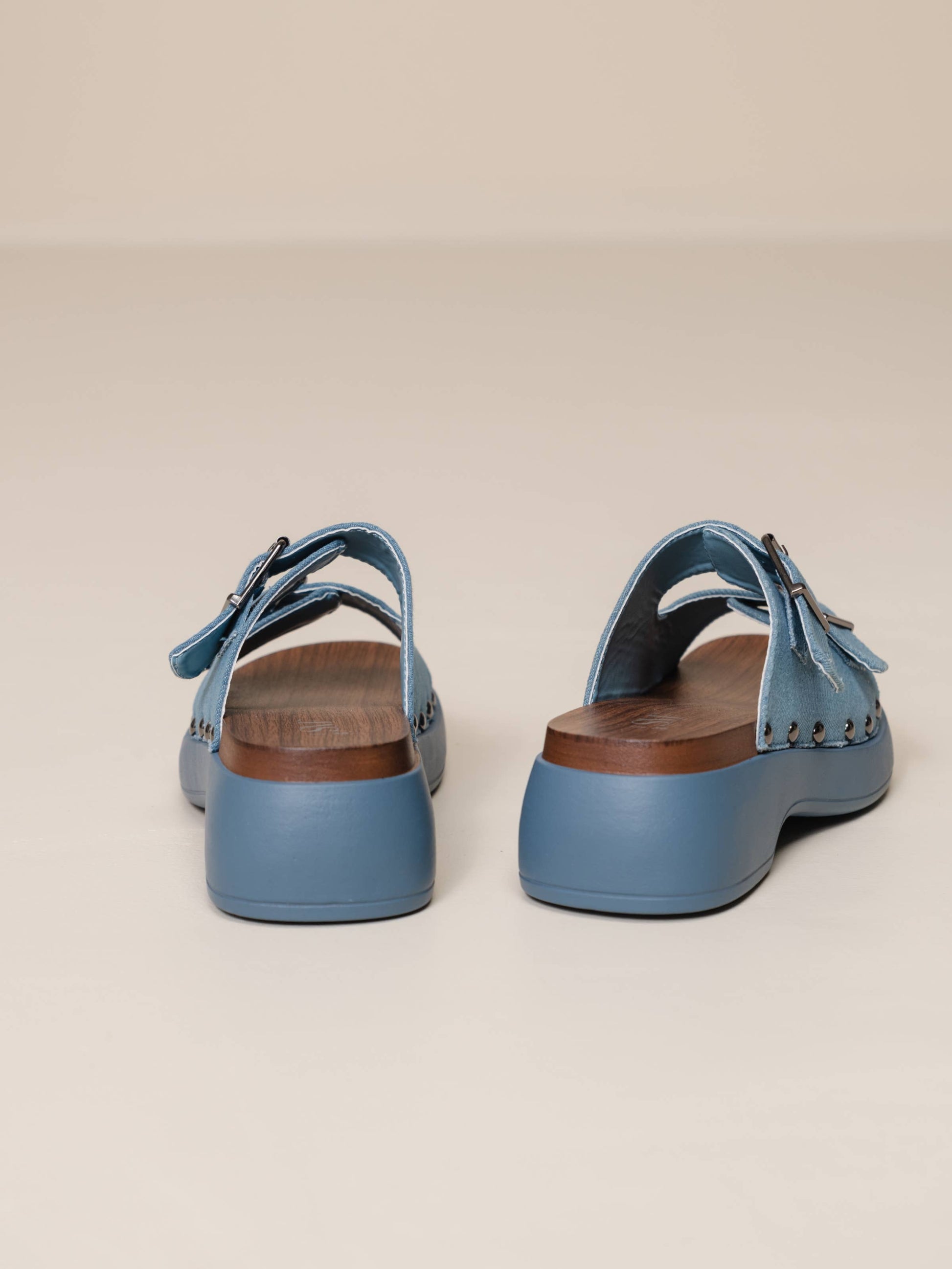 Sandali platform in denim con zeppa alta