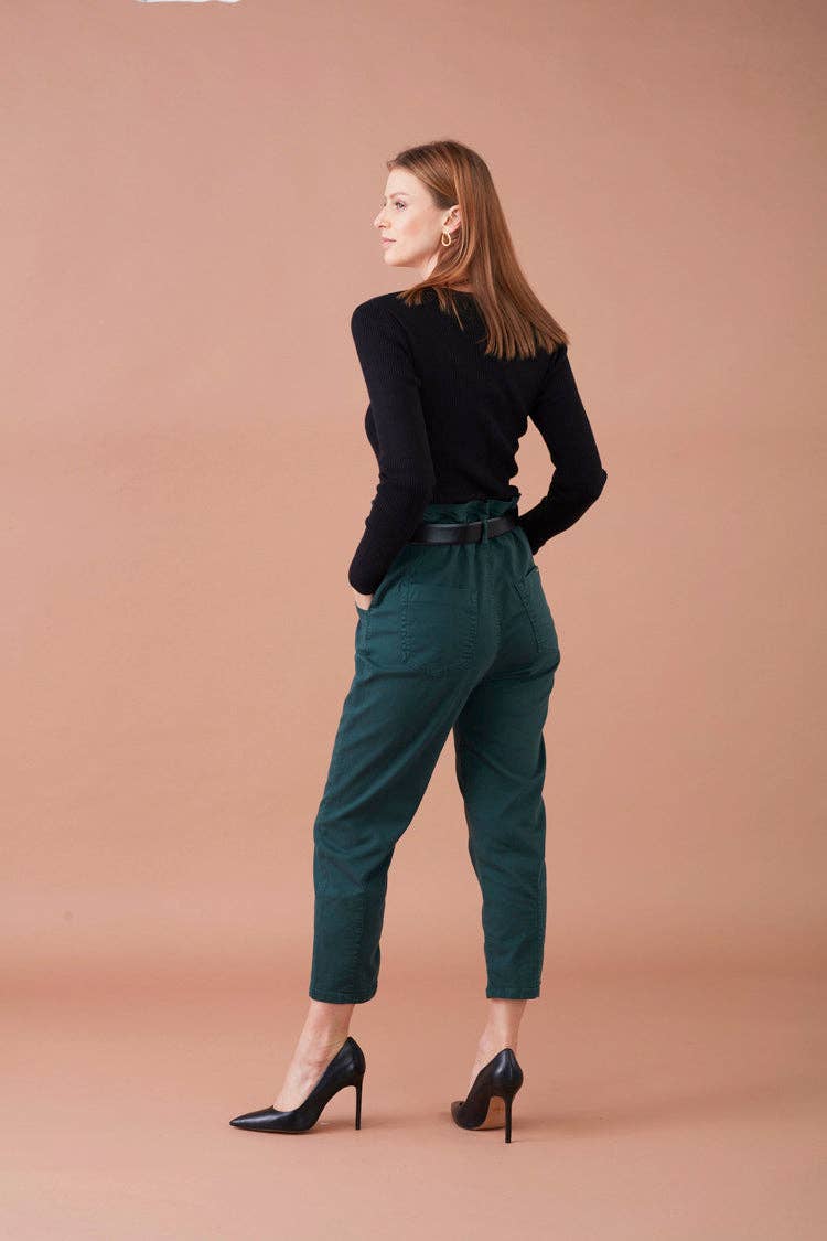 Pantaloni in twill con pieghe