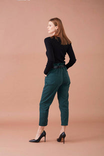 Pantaloni in twill con pieghe