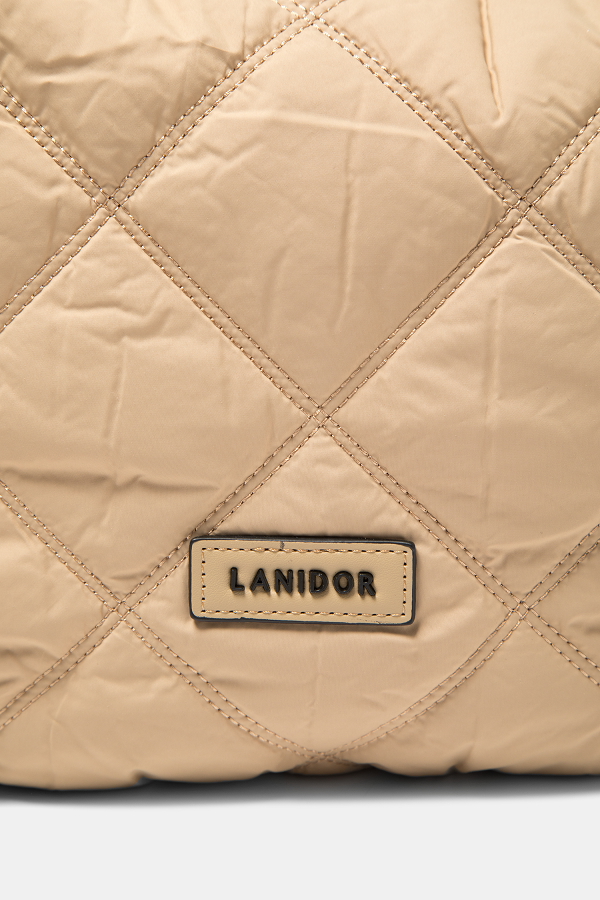 Borsa a spalla trapuntata con tracolla regolabile