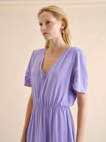 Abito midi in lino con balze e scollo a V