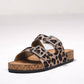 Sandali bassi animalier con fibbie gioiello
