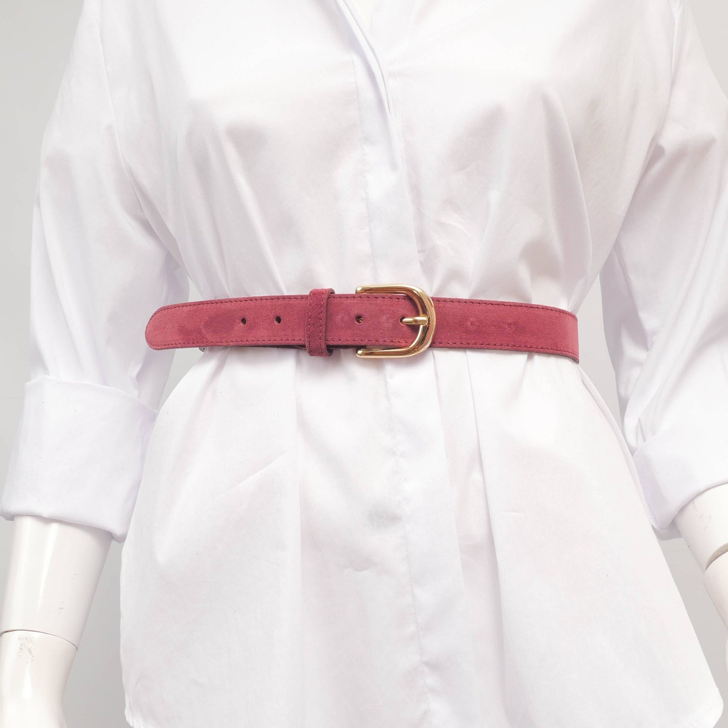 Cintura in suede con fibbia arrotondata dorata da 2,8 cm